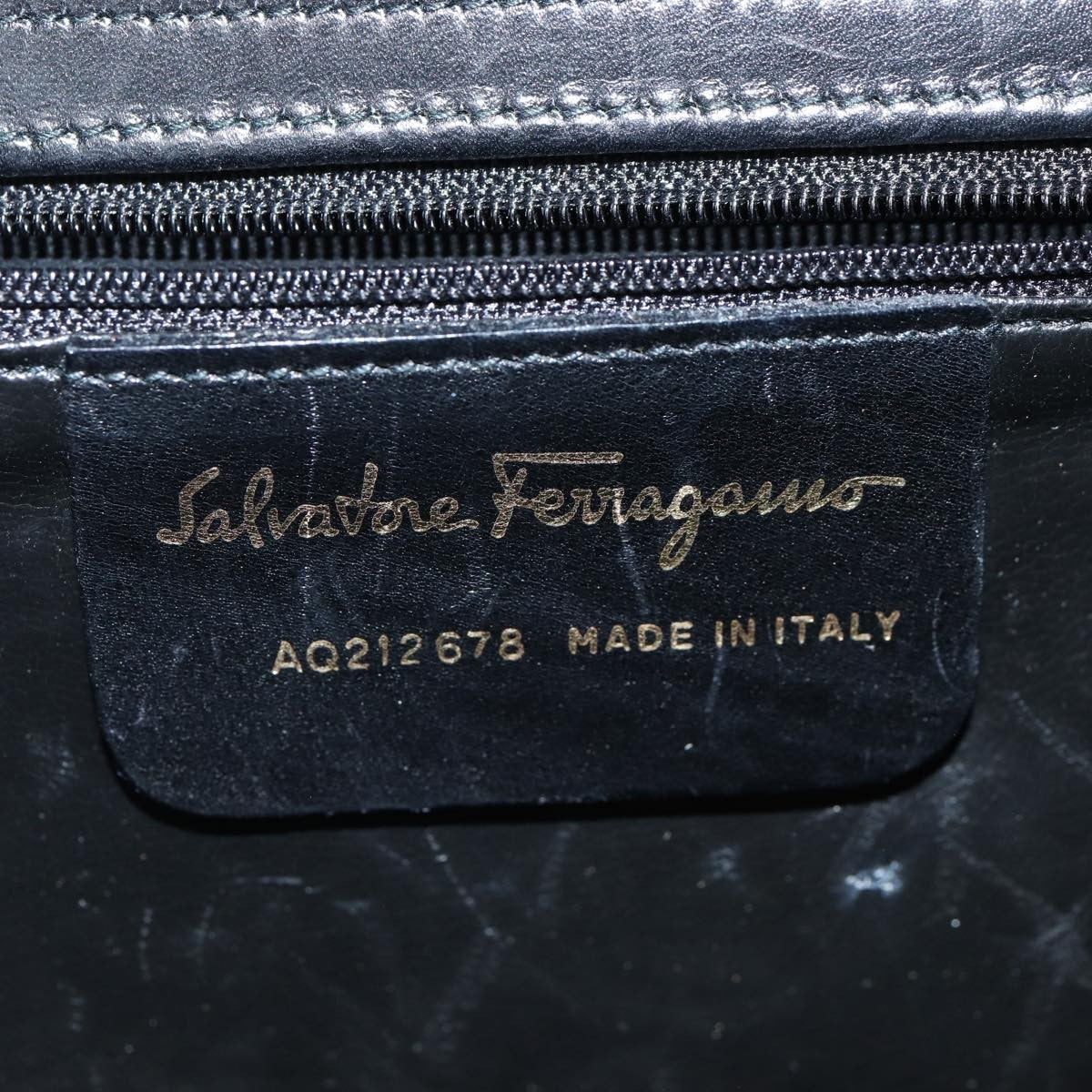 Salvatore Ferragamo Gancini Leather Black Leather Handbag (Pre-Owned)