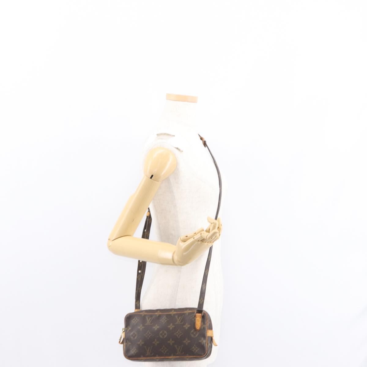 Louis Vuitton Pochette Marly Bandouliere Monogram Canvas Brown Canvas Clutche & Pouche Bag (Pre-Owned)