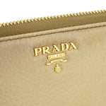 Prada -- Beige Leather Wallet  (Pre-Owned)