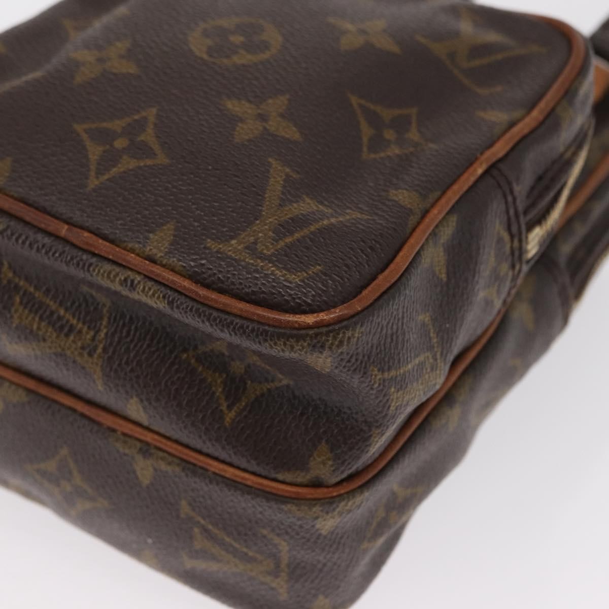 Louis Vuitton Amazone Monogram Canvas Brown Canvas Shoulder Bag Bag (Pre-Owned)