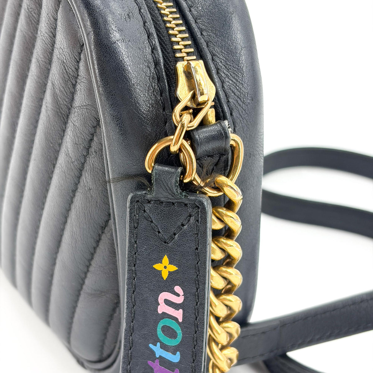 Louis Vuitton New Wave Camera Quilted Leather Black Leather Handbag (Pre-Owned)