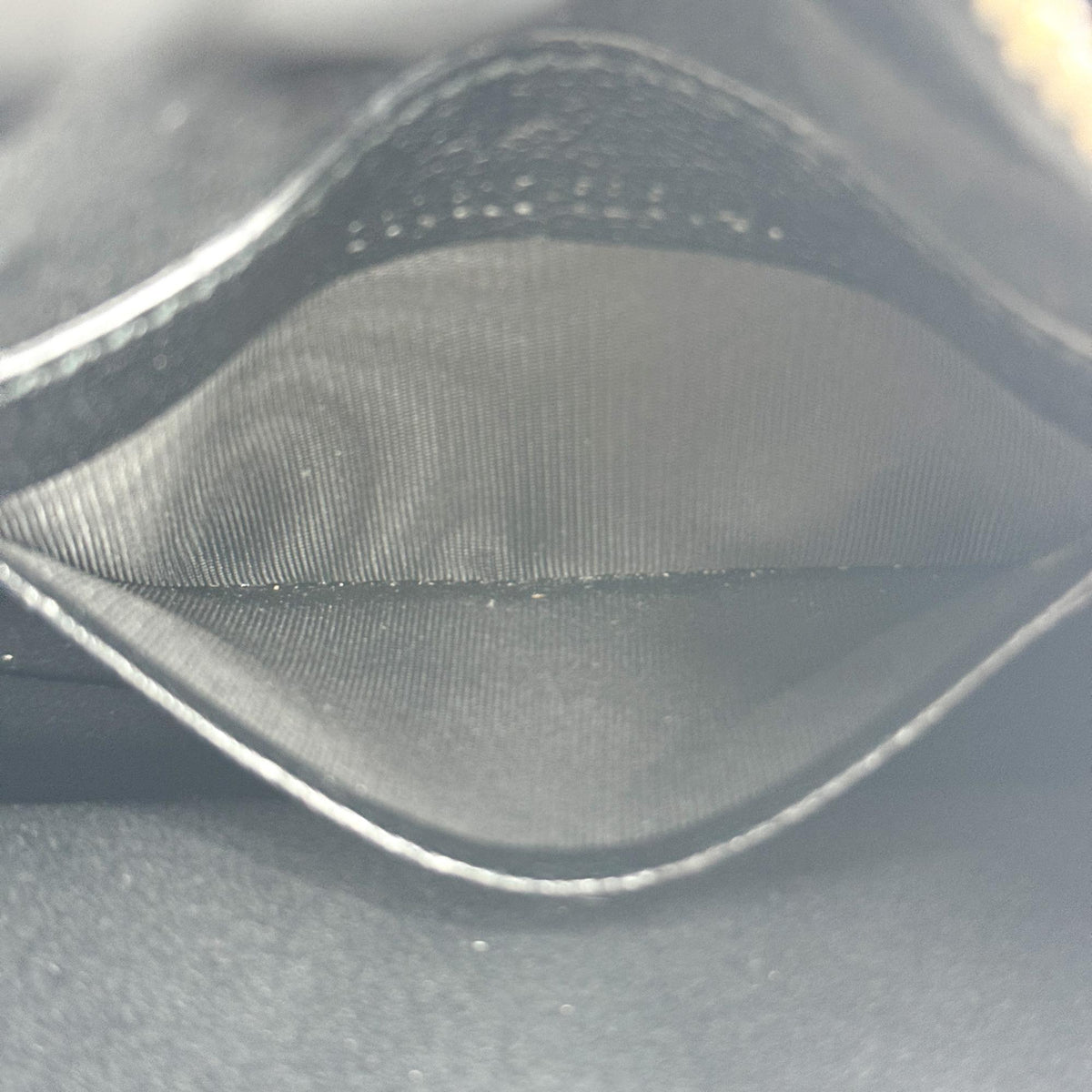 Gucci Aphrodite Leather Black Leather Shoulder Bag Bag (Pre-Owned)