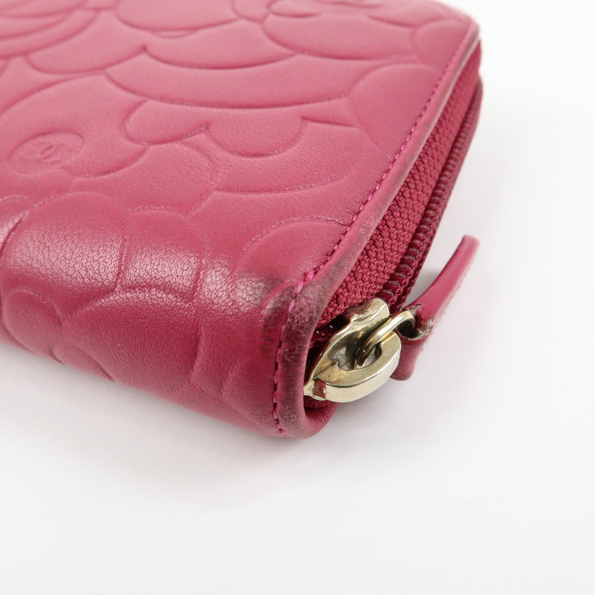 Chanel Zip Around Camellia Patent Pink Leather Wallets Accessory (Pre-Owned)