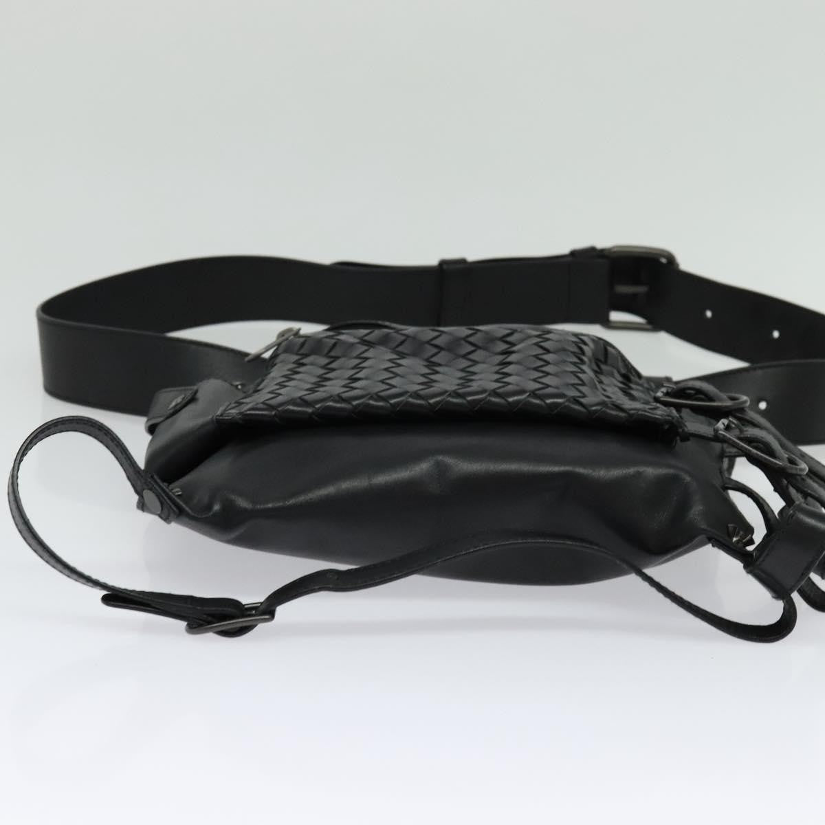 Bottega Veneta Utility Waist Leather With Intrecciato Black Leather Shoulder Bag Bag (Pre-Owned)