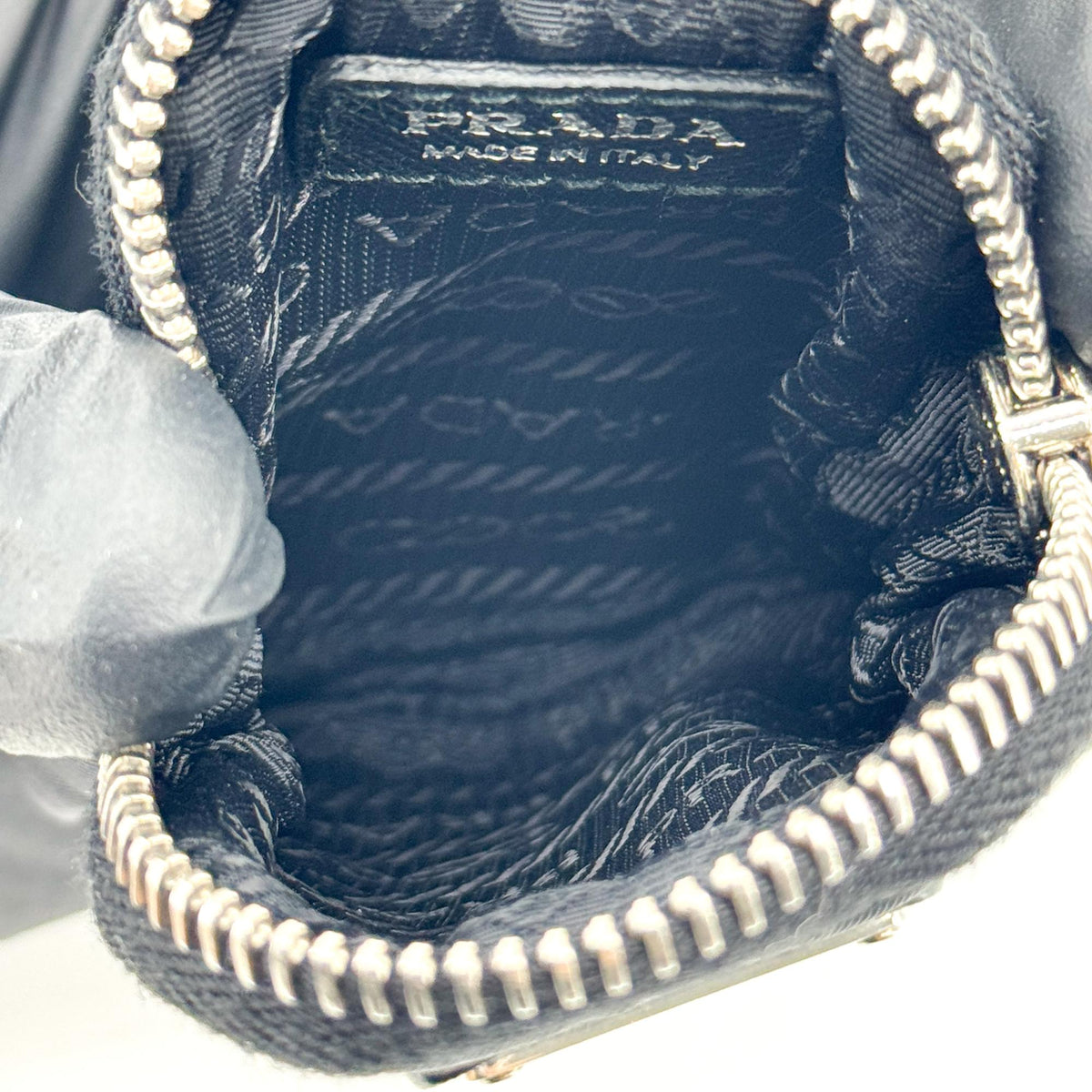 Prada Re-Edition 2005 Hobo Tessuto With Saffiano Leather Black Nylon Shoulder Bag Bag (Pre-Owned)