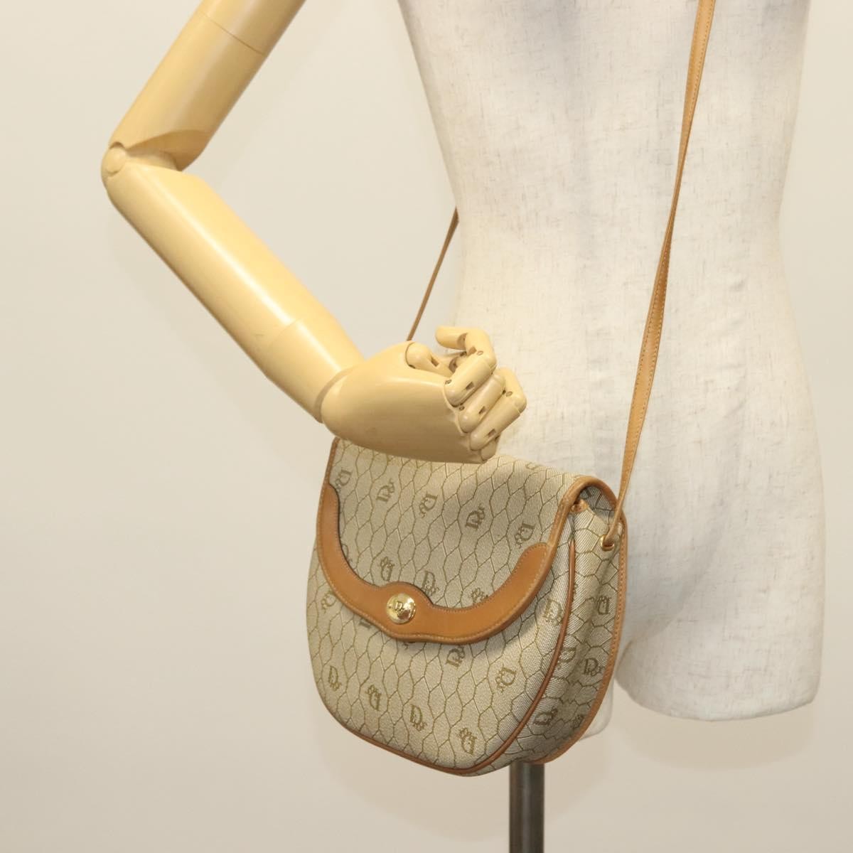 Christian Dior Vintage Honeycomb Canvas Beige Canvas Bag (Pre-Owned)