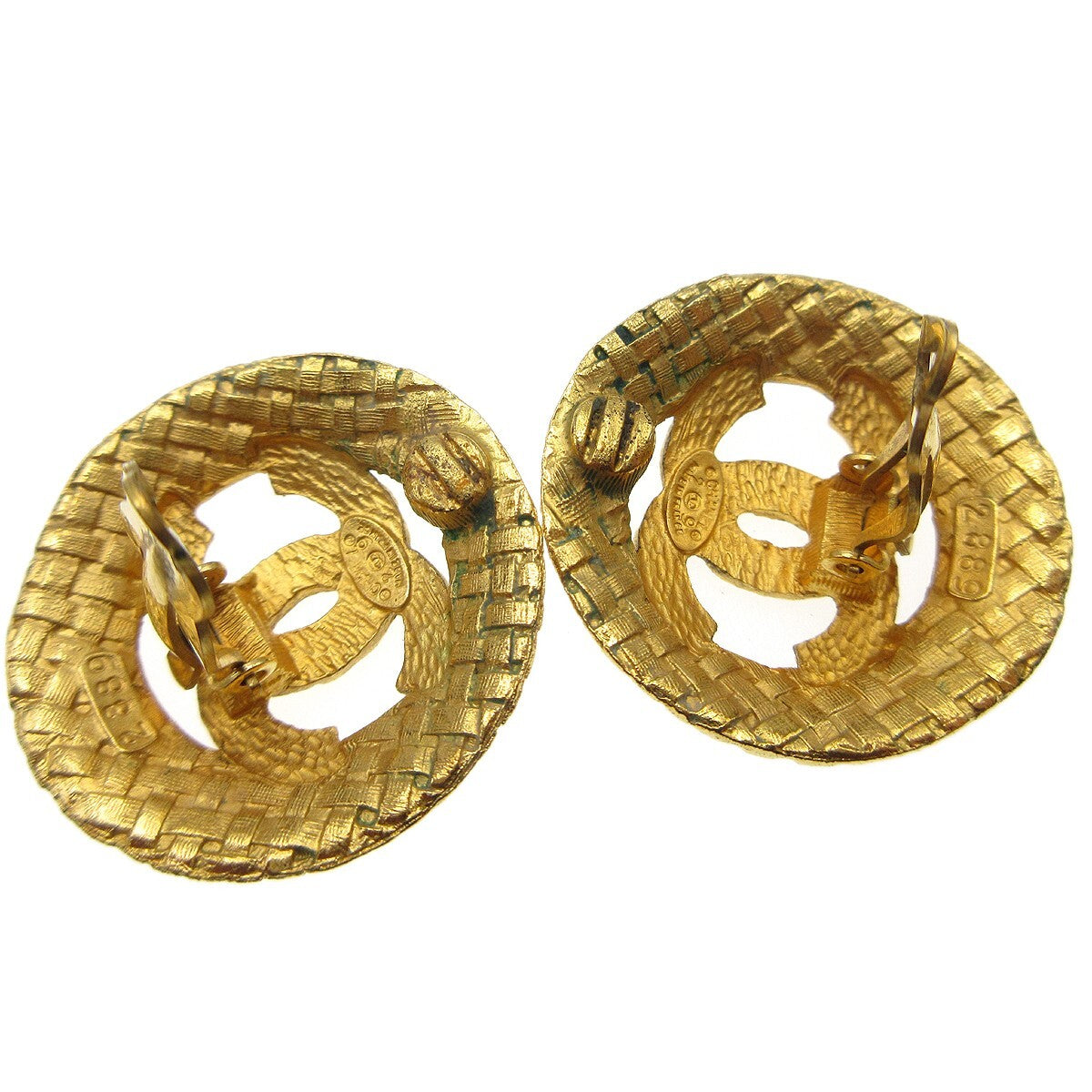 Chanel Vintage Cc Round Cutout Clip-On Metal Gold Gold_Plated Earrings Jewelry (Pre-Owned)