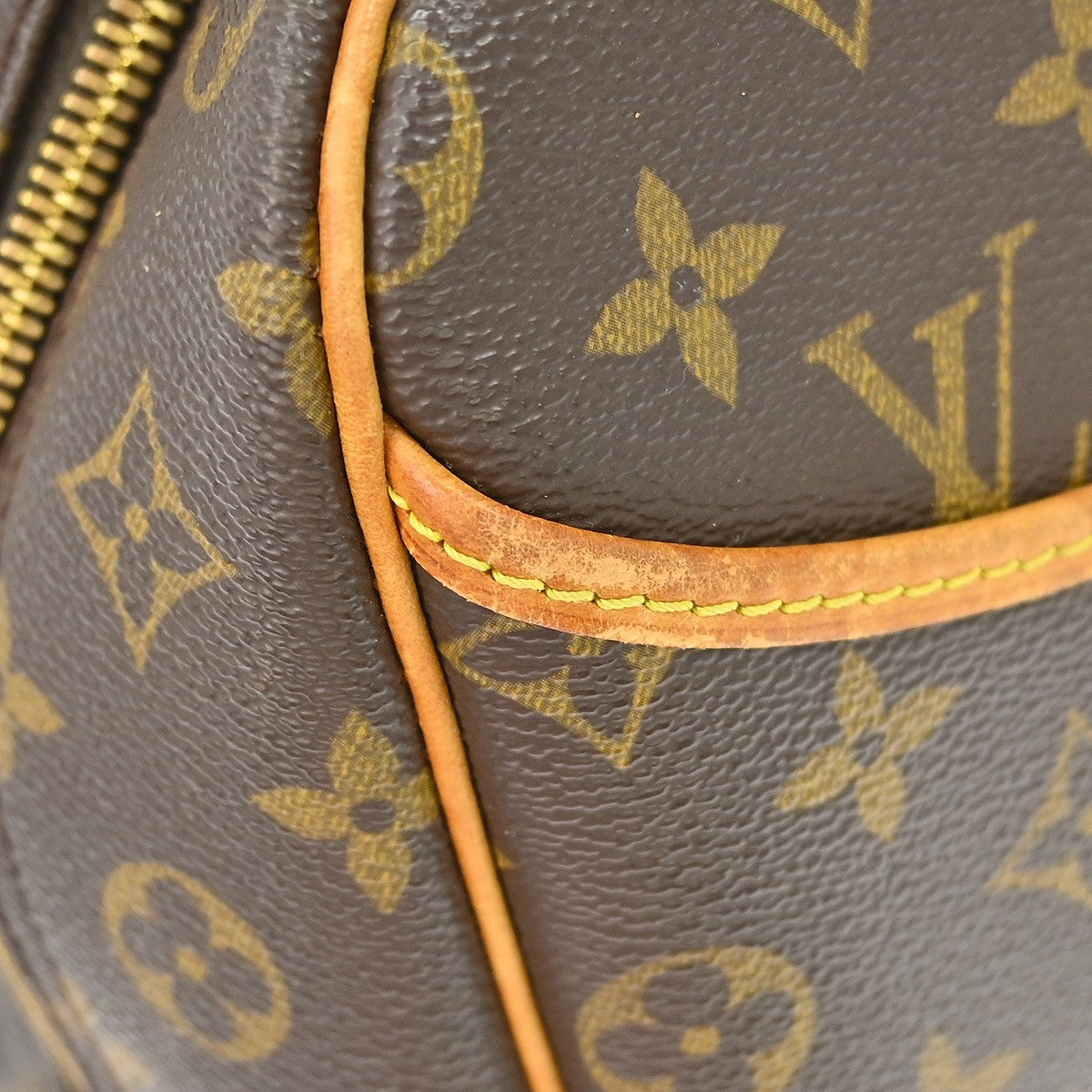 Louis Vuitton Deauville Monogram Canvas Brown Canvas Handbag (Pre-Owned)