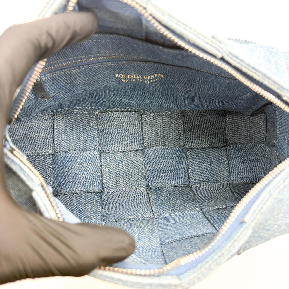 Bottega Veneta Cassette Crossbody Bag Maxi Intrecciato Denim Blue Denim_Jeans Crossbody Bag Bag (Pre-Owned)