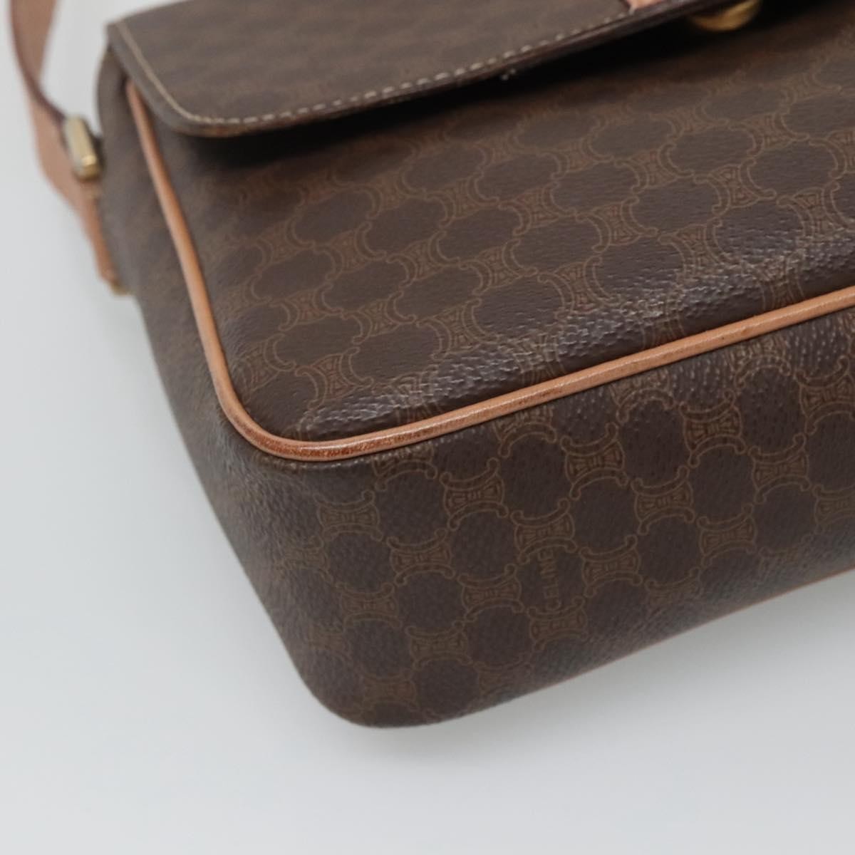 Celine Vintage Macadam Circle Logo Canvas And Leather Brown Canvas Shoulder Bag Bag (Pre-Owned)