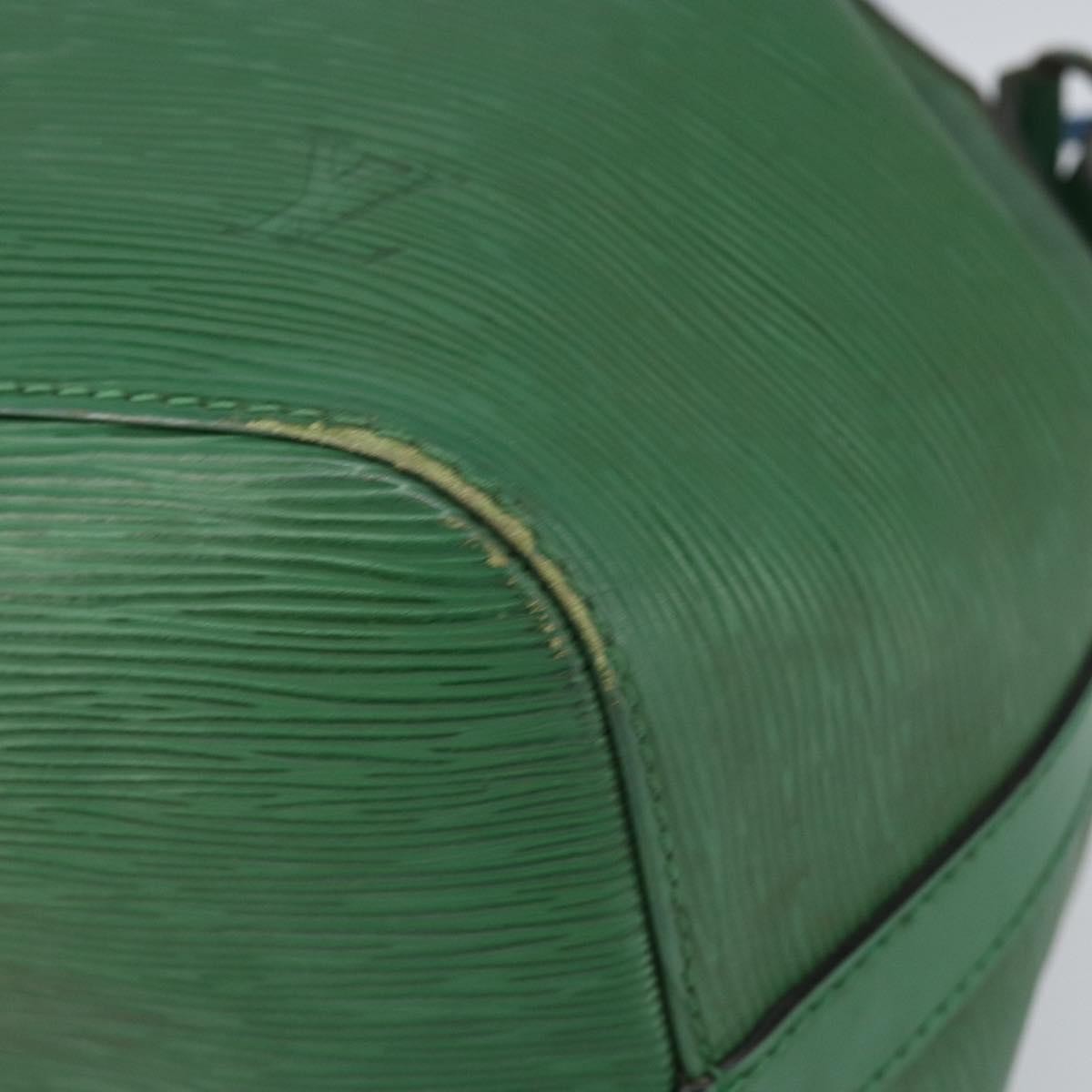 Louis Vuitton Petit Noe Epi Leather Green Leather Shoulder Bag Bag (Pre-Owned)