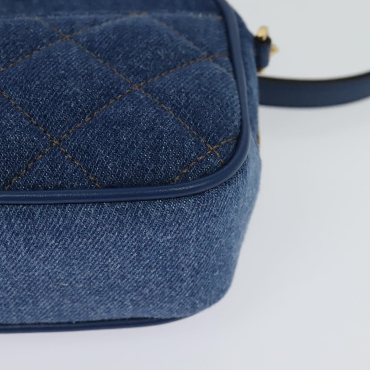 Versace Medusa Icon Front Slip Pocket Camera Quilted Denim Blue Canvas Shoulder Bag Bag (Pre-Owned)
