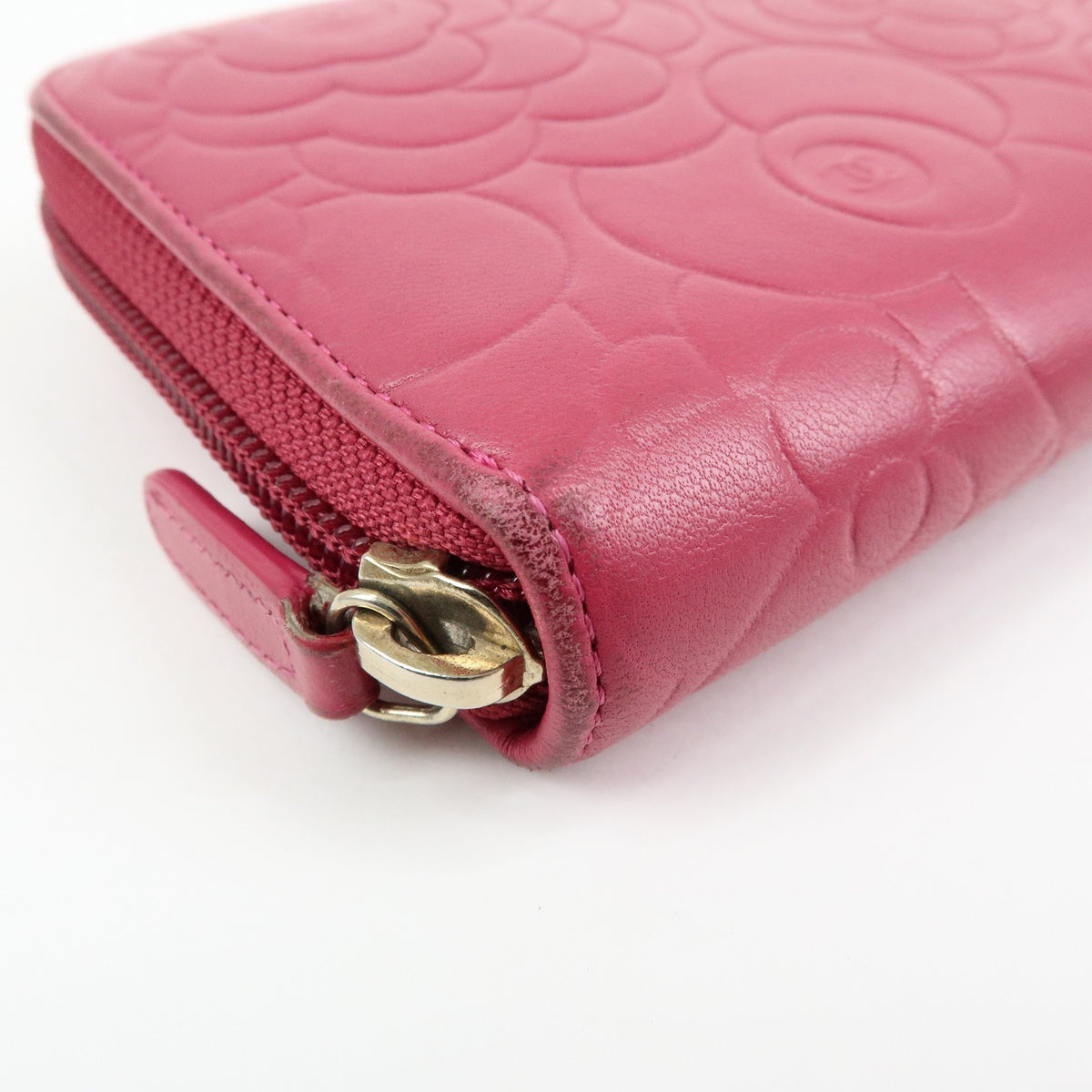 Chanel Zip Around Camellia Patent Pink Leather Wallets Accessory (Pre-Owned)
