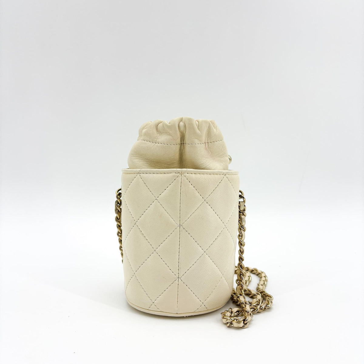 Chanel Drawstring Bucket With Chain Quilted Lambskin Gold Leather Shoulder Bag Bag (Pre-Owned)