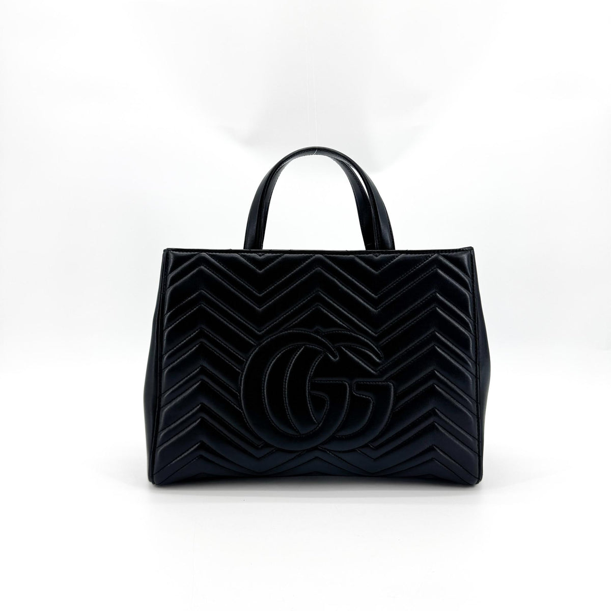 Gucci Gg Marmont Matelasse Leather Black Leather Shoulder Bag Bag (Pre-Owned)