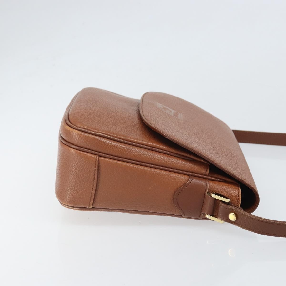 Burberry Vintage Leather Brown Leather Shoulder Bag Bag (Pre-Owned)
