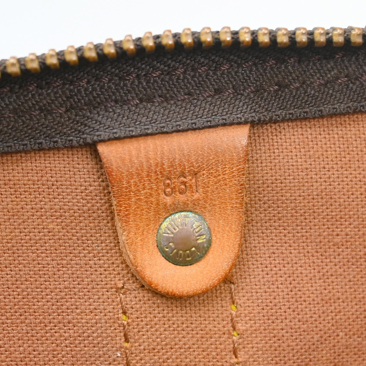 Louis Vuitton Keepall Monogram Canvas Brown Canvas Travel Bag Bag (Pre-Owned)