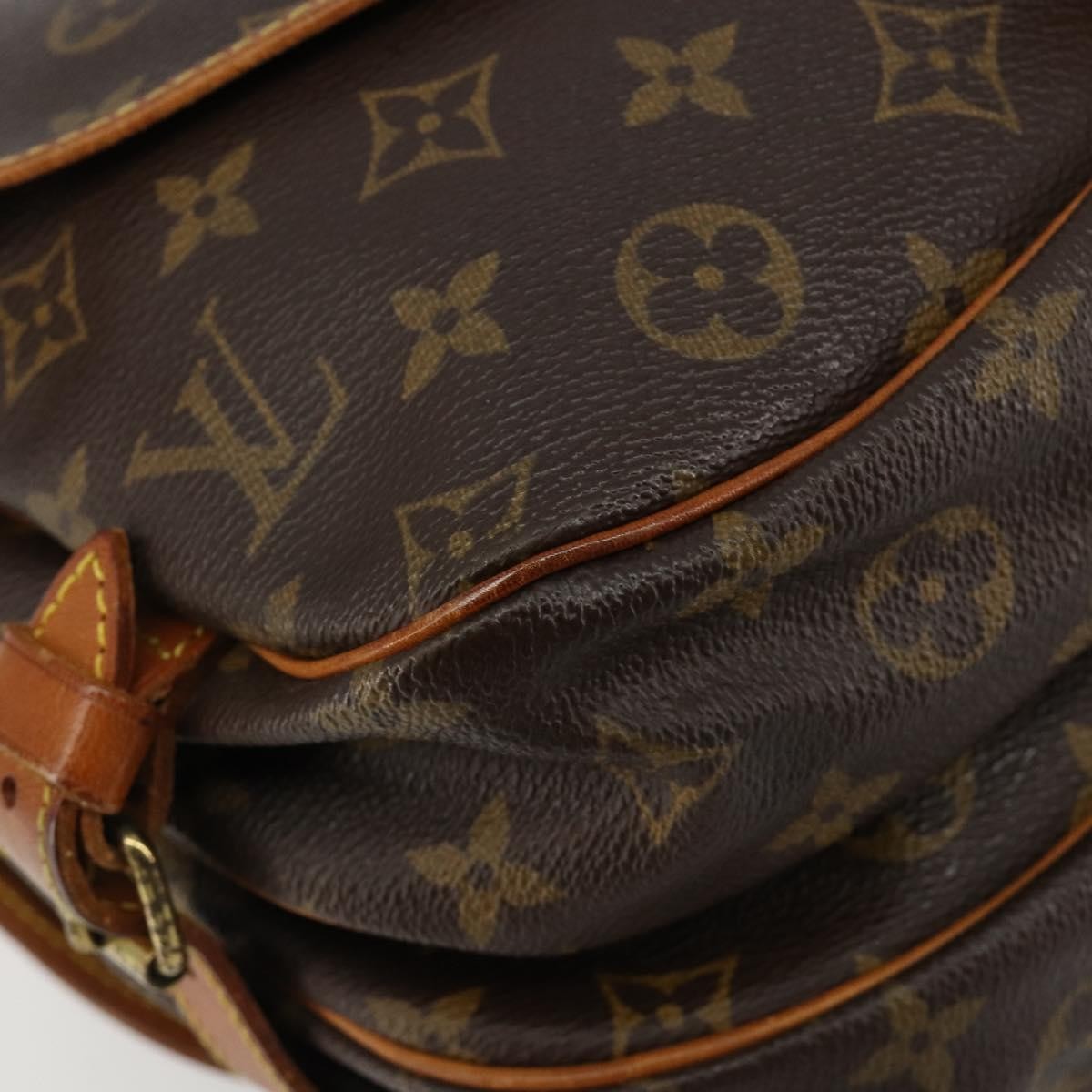 Louis Vuitton Saumur Monogram Canvas Brown Canvas Shoulder Bag Bag (Pre-Owned)