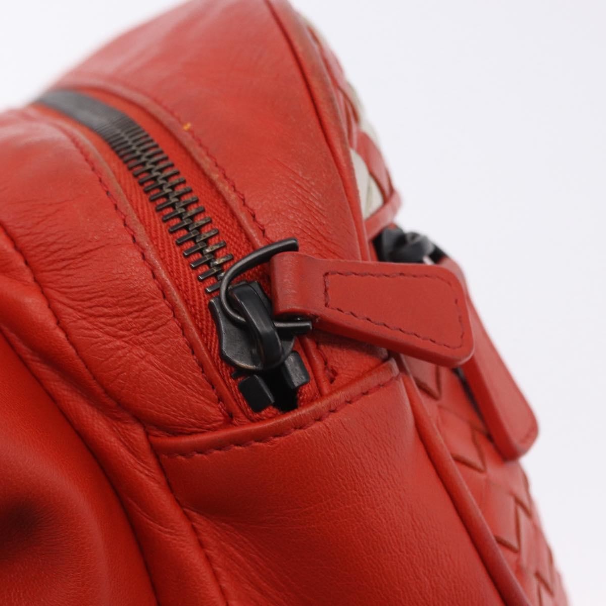 Bottega Veneta Light Waist Intrecciato Leather Red Leather Clutche & Pouche Bag (Pre-Owned)