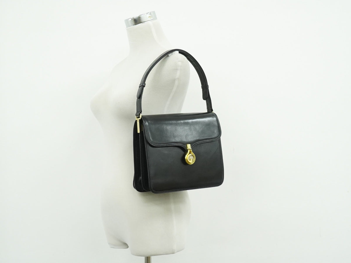 Gucci Shoulder Leather Black Leather Shoulder Bag Bag (Pre-Owned)