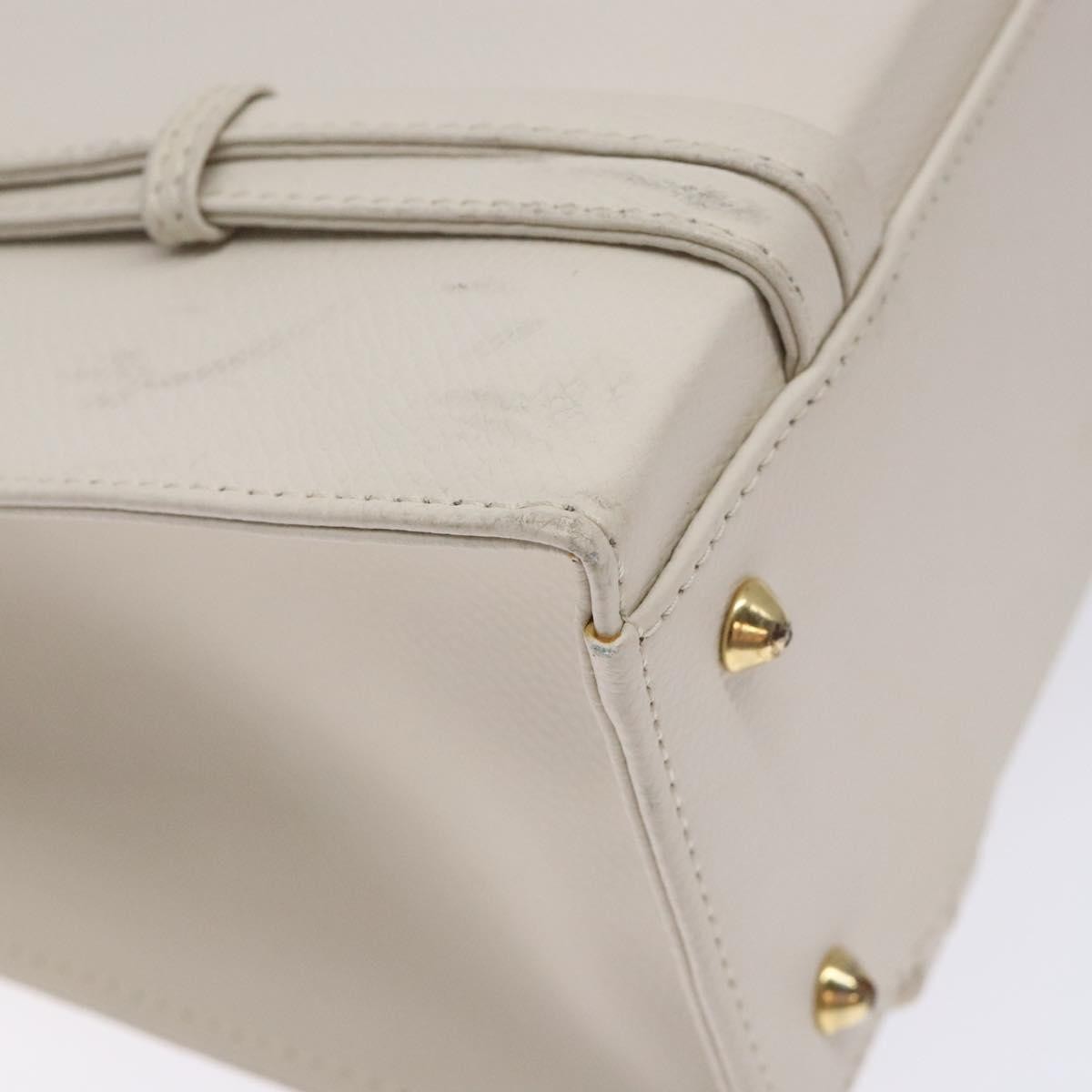 MCM Vintage Leather White Leather Shoulder Bag Bag (Pre-Owned)
