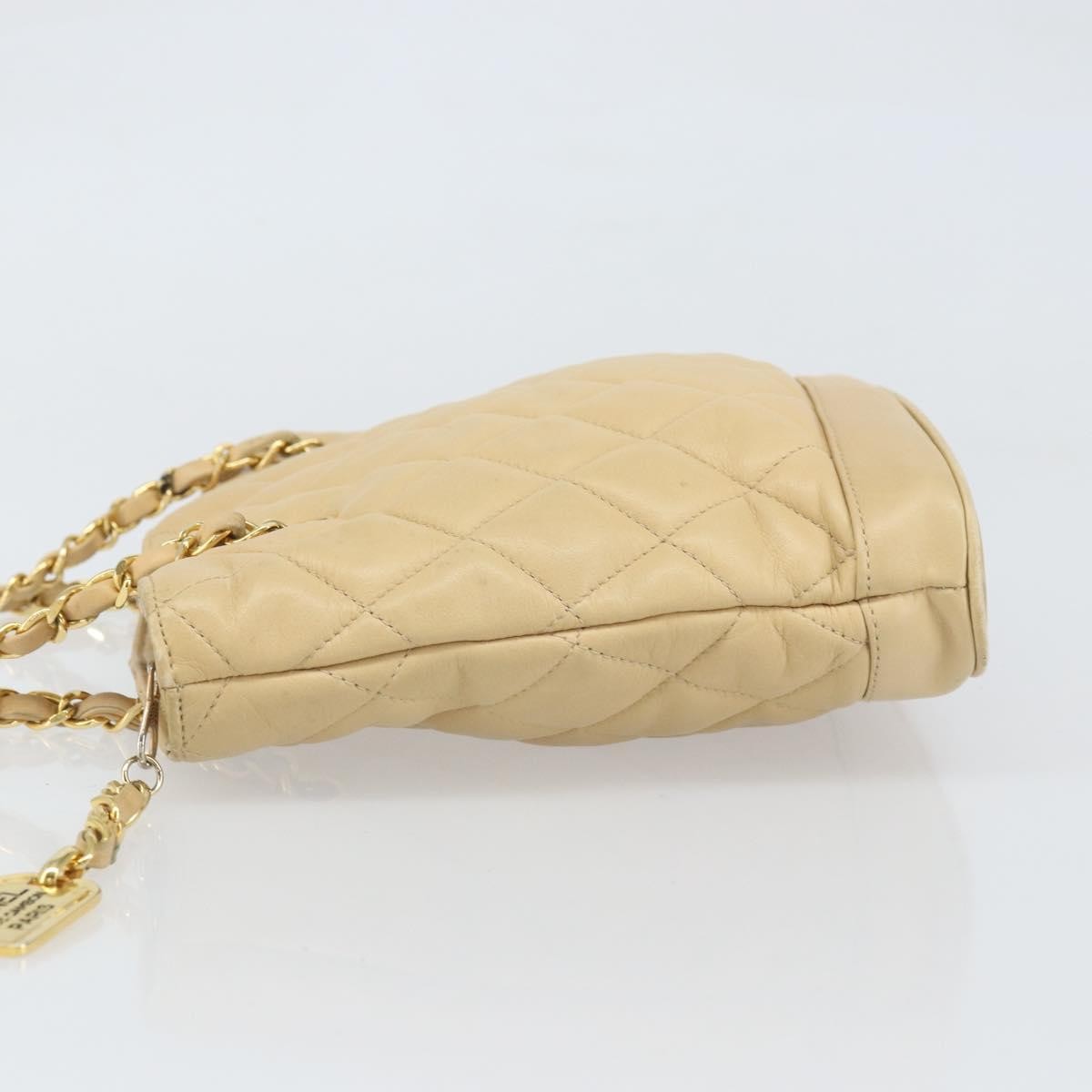 Chanel Vintage Cc Chain Shopper Quilted Leather Beige Leather Shoulder Bag Bag (Pre-Owned)
