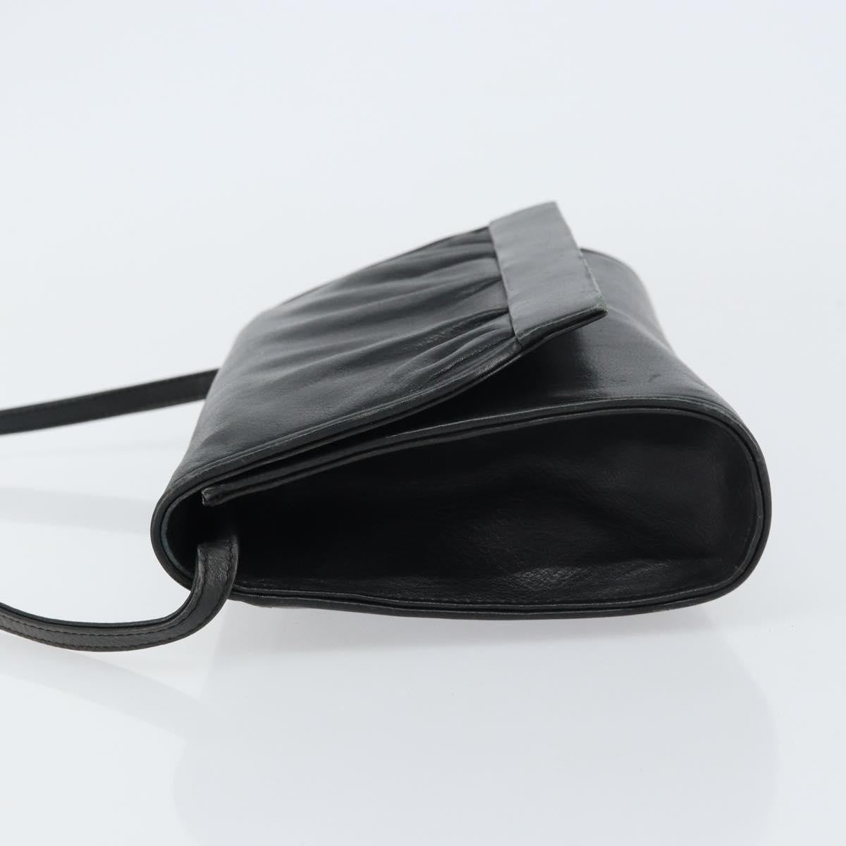 Gucci Vintage Leather Black Leather Shoulder Bag Bag (Pre-Owned)
