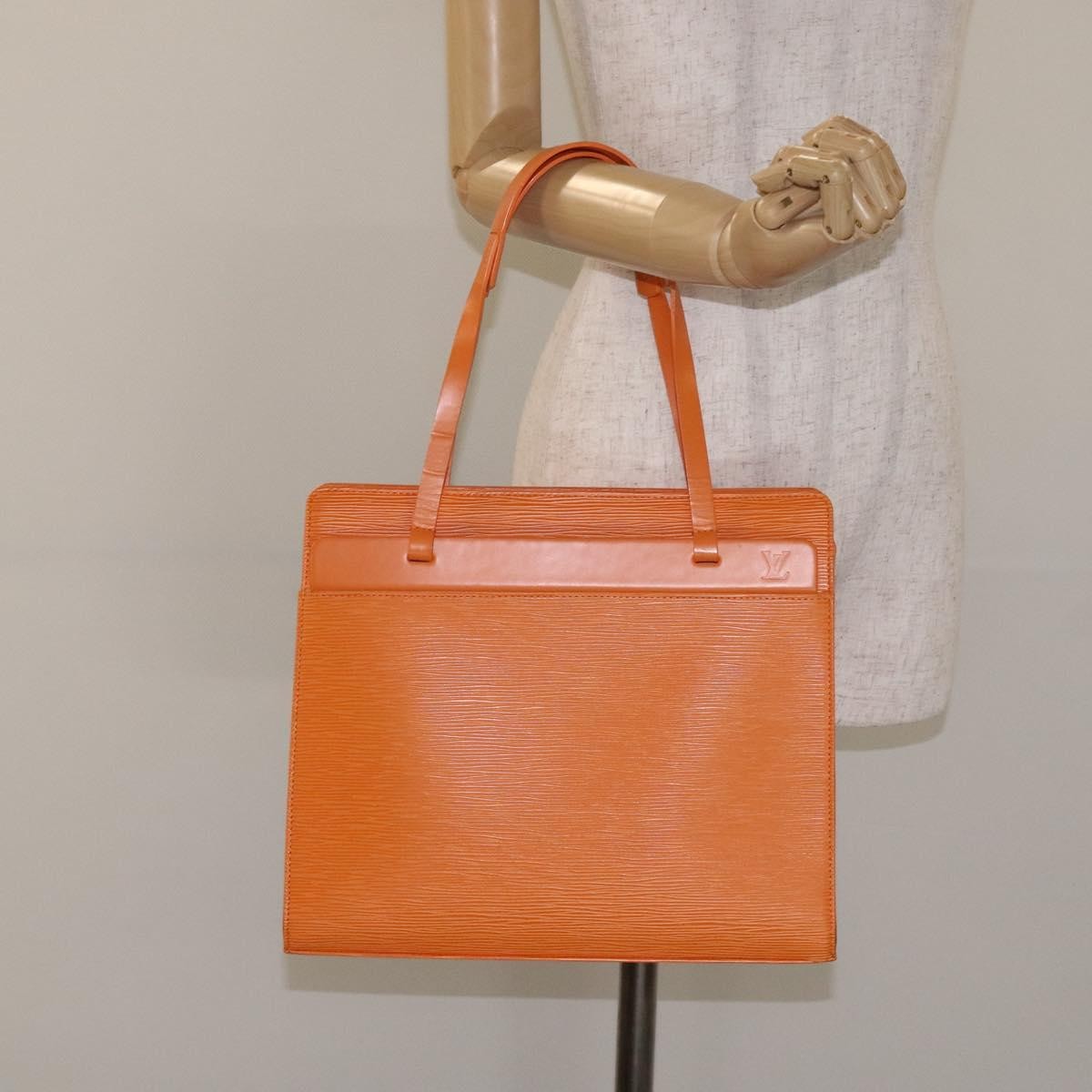 Louis Vuitton Croisette Epi Leather Orange Leather Handbag (Pre-Owned)