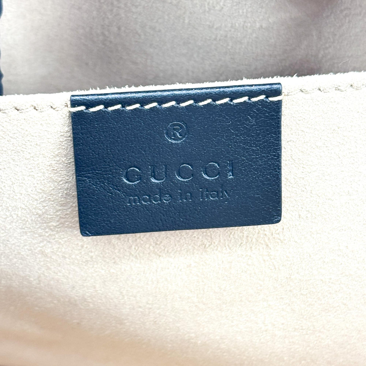 Gucci Gg Marmont Chain Matelasse Leather Black Leather Crossbody Bag Bag (Pre-Owned)