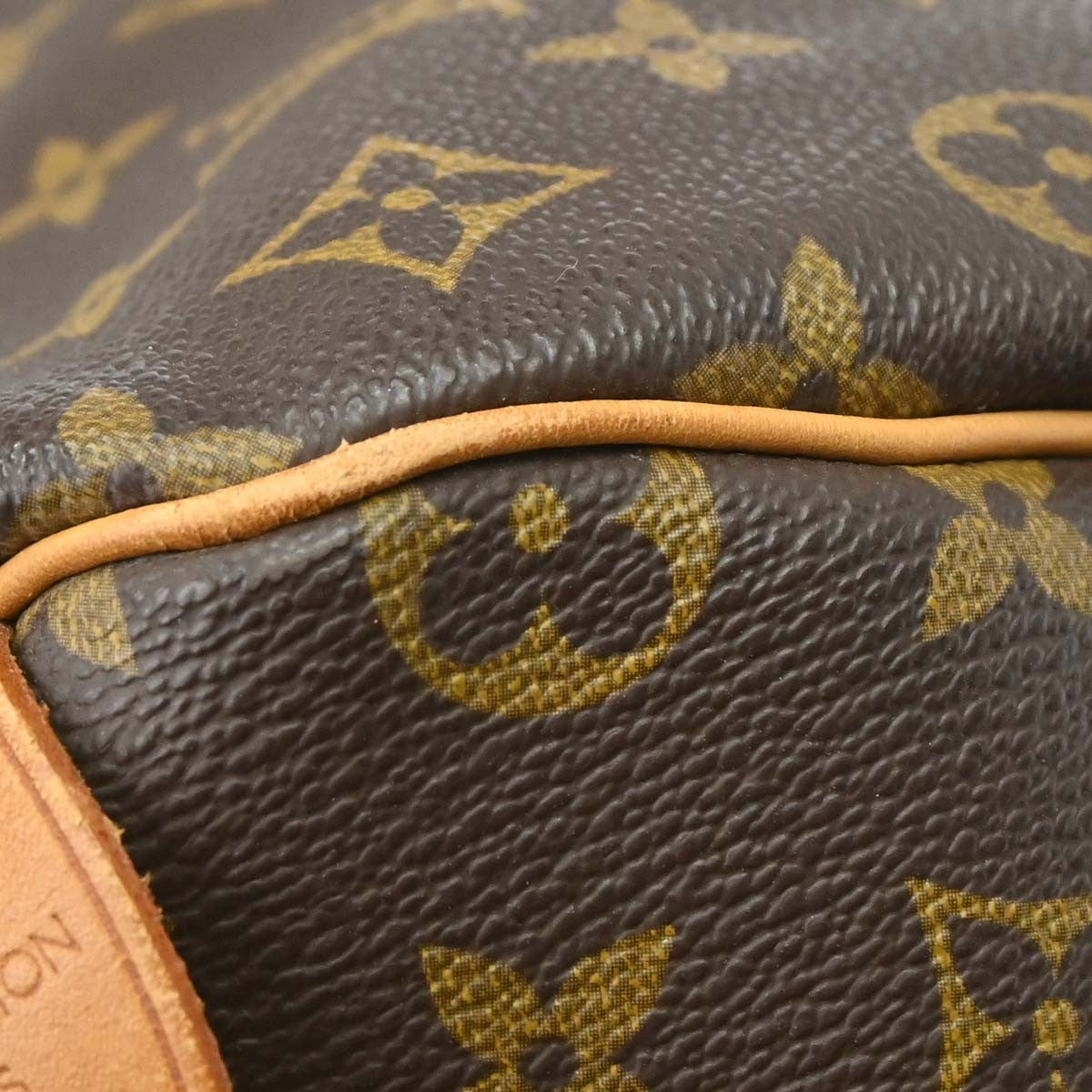 Louis Vuitton Keepall Monogram Canvas Brown Canvas Travel Bag Bag (Pre-Owned)
