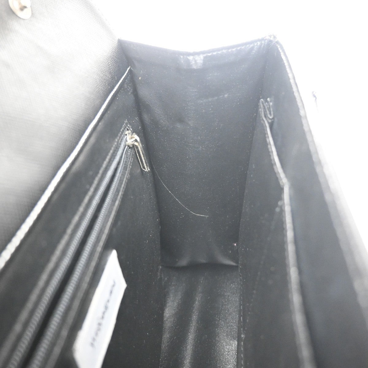 Saint Laurent Front Logo Plaque Convertible Clutch Leather Black Leather Clutche & Pouche Bag (Pre-Owned)