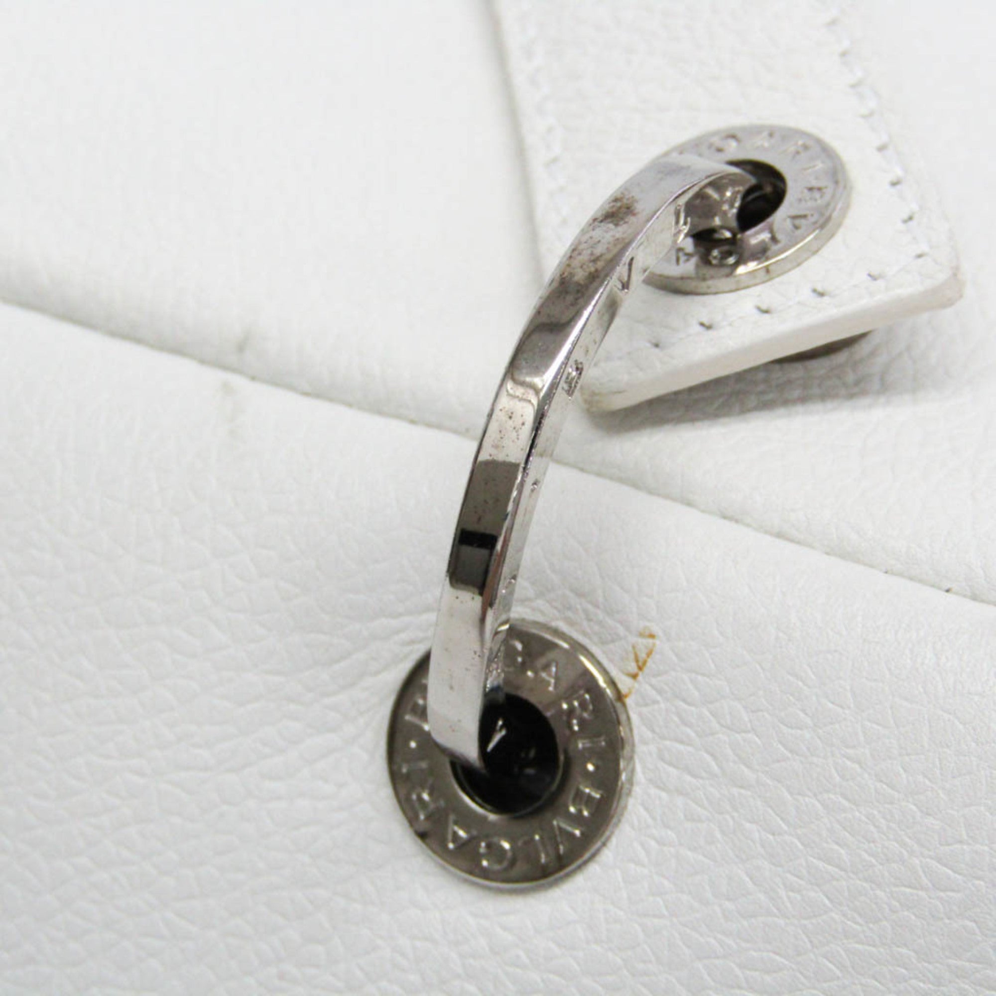 Bvlgari Vintage Leather White Leather Handbag (Pre-Owned)