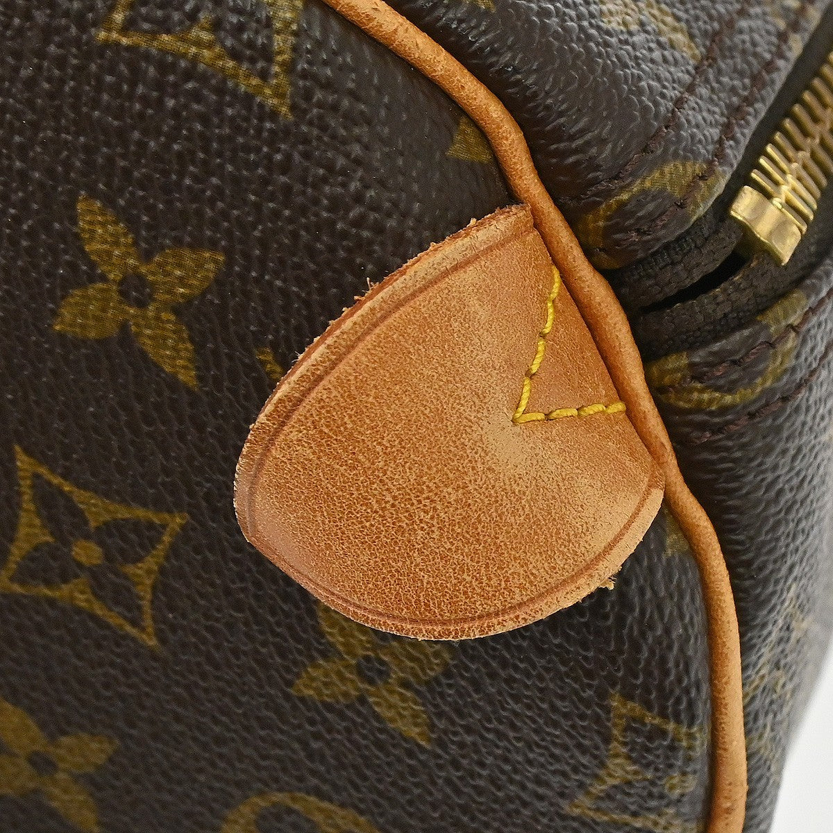 Louis Vuitton Keepall Monogram Canvas Brown Canvas Travel Bag Bag (Pre-Owned)