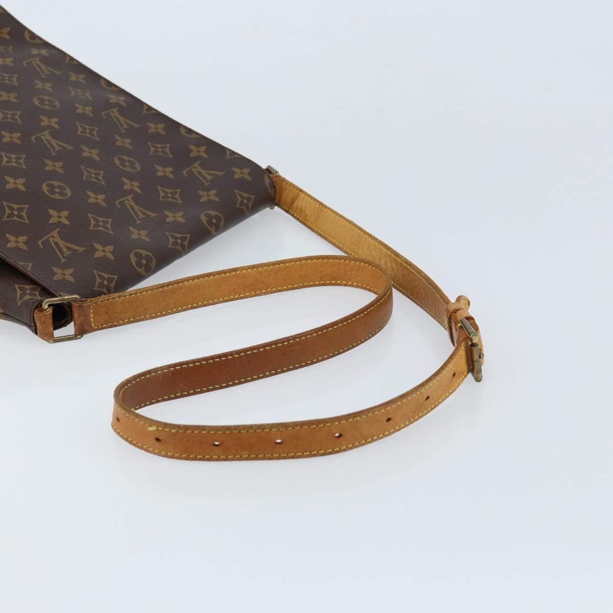 Louis Vuitton Musette Monogram Canvas Brown Canvas Shoulder Bag Bag (Pre-Owned)