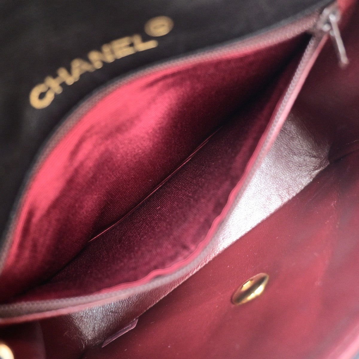 Chanel Vintage Square Classic Flap Quilted Lambskin Black Leather Shoulder Bag Bag (Pre-Owned)