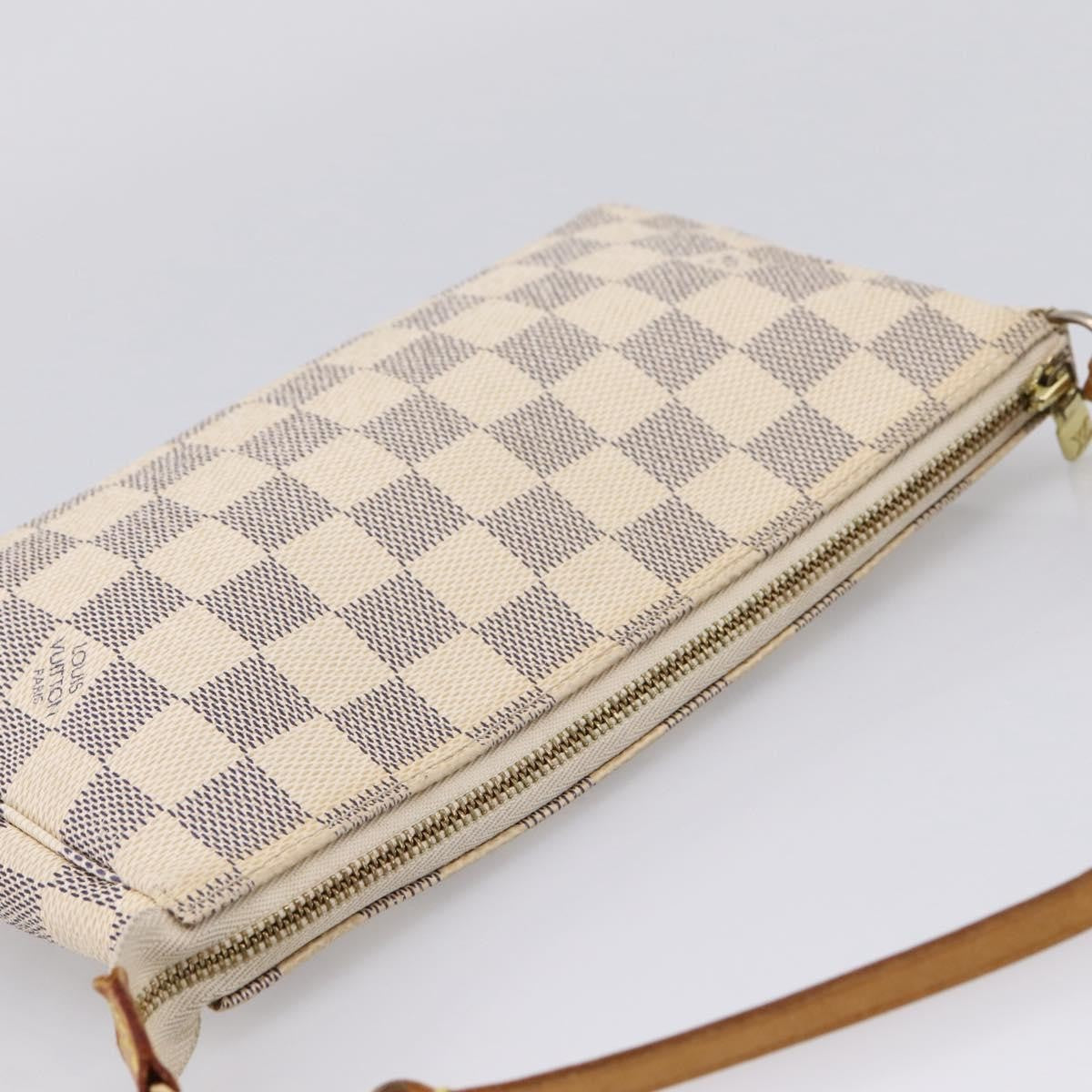 Louis Vuitton Pochette Accessoires Nm Damier White Canvas Clutche & Pouche Bag (Pre-Owned)