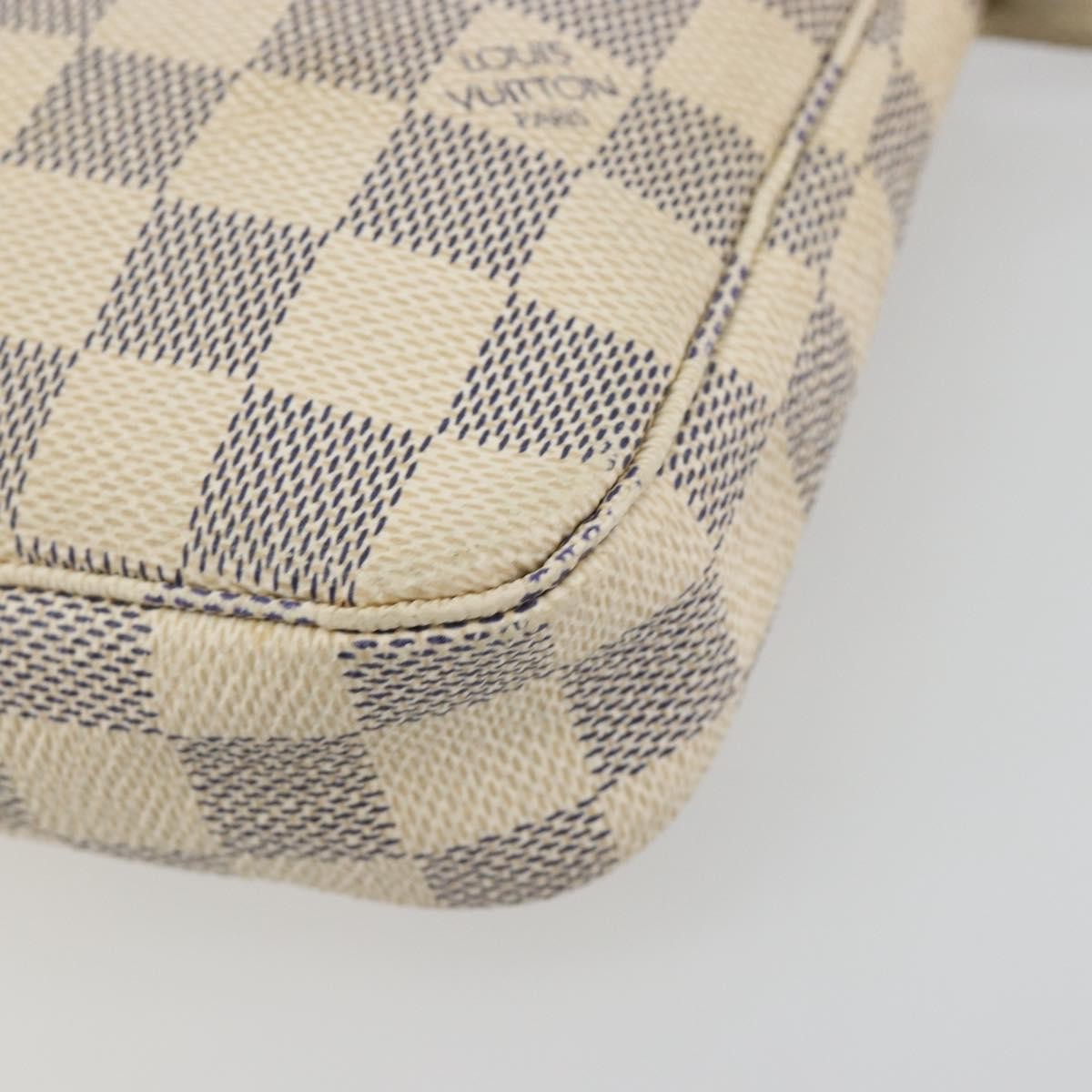 Louis Vuitton Pochette Accessoires Damier Beige Canvas Clutche & Pouche Bag (Pre-Owned)