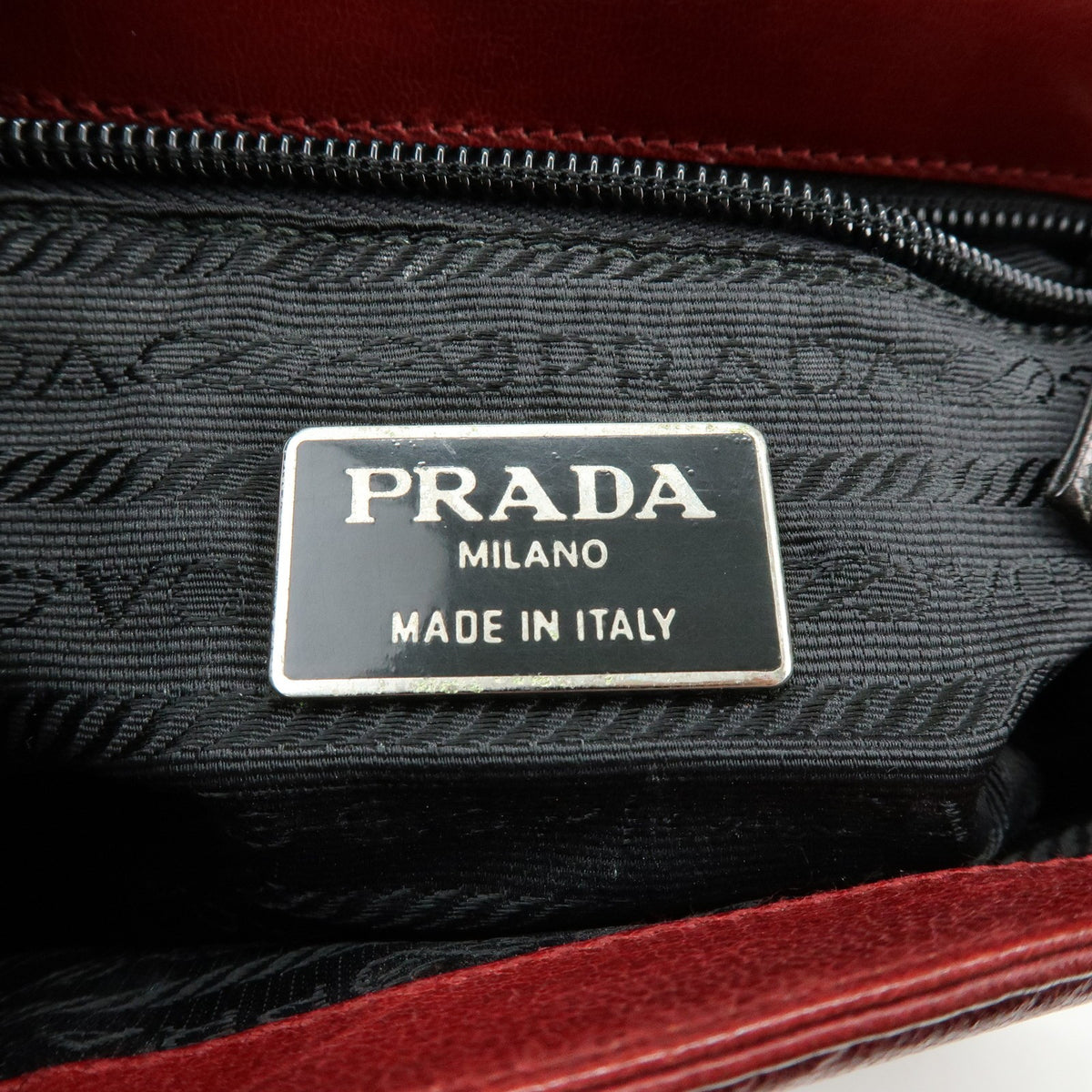 Prada Shoulder Leather Red Leather Shoulder Bag Bag (Pre-Owned)