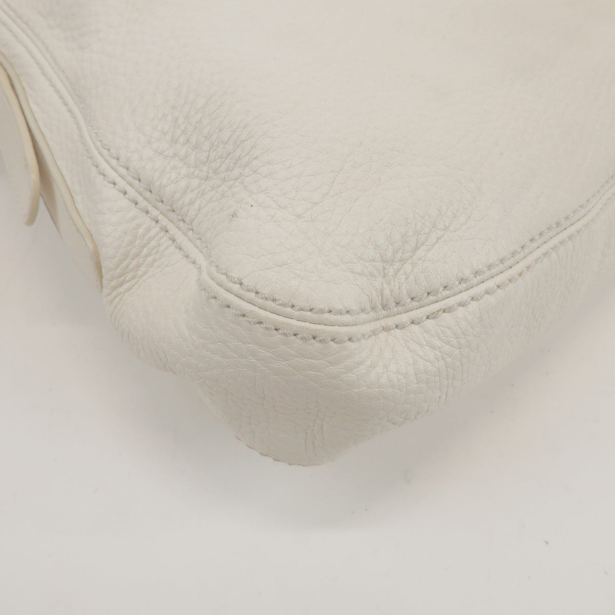 Bottega Veneta Shoulder Leather White Leather Shoulder Bag Bag (Pre-Owned)