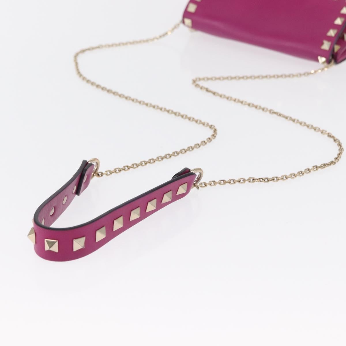 Valentino Garavani Rockstud Saddle Leather Pink Leather Clutche & Pouche Bag (Pre-Owned)