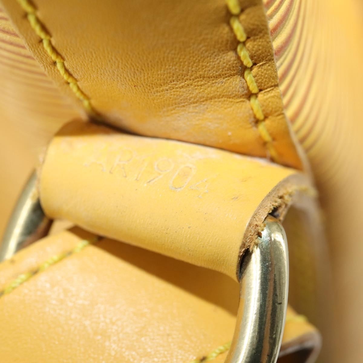 Louis Vuitton Noe Epi Leather Yellow Leather Shoulder Bag Bag (Pre-Owned)