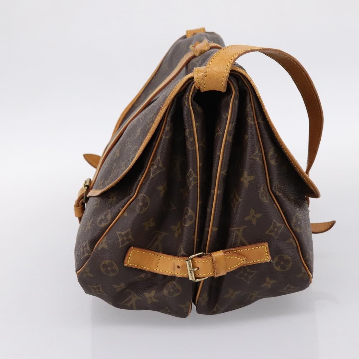 Louis Vuitton Saumur Monogram Brown Canvas Shoulder Bag Bag (Pre-Owned)
