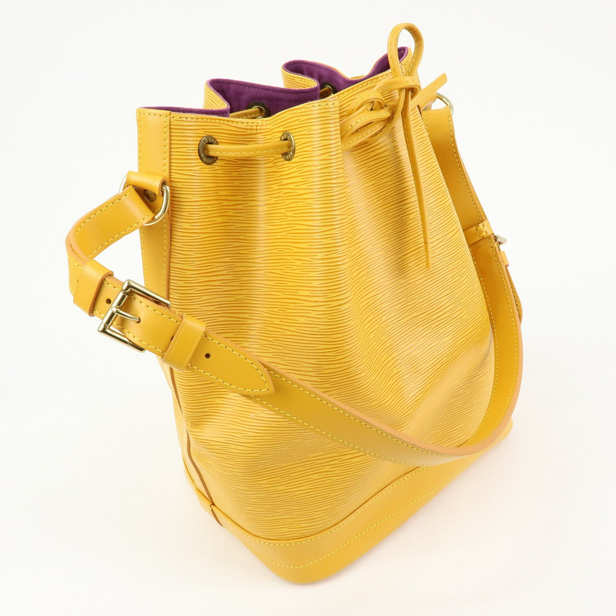 Louis Vuitton Noe Epi Leather Yellow Leather Shoulder Bag Bag (Pre-Owned)