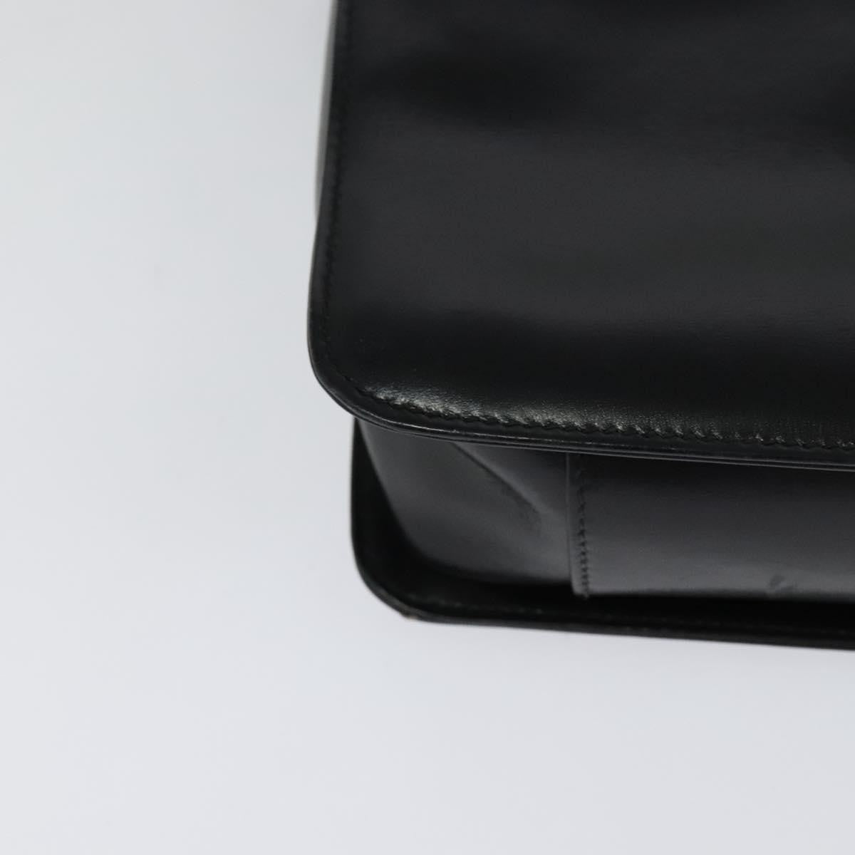 Gucci Vintage Flat Messenger Nylon And Leather Black Leather Shoulder Bag Bag (Pre-Owned)