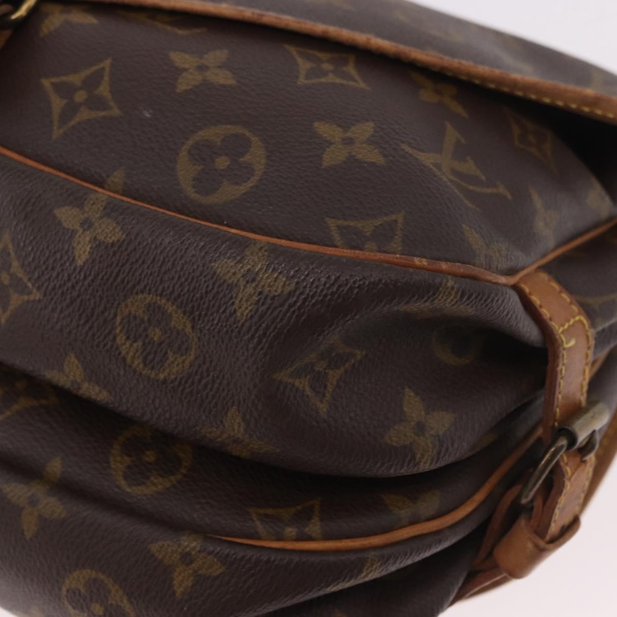 Louis Vuitton Saumur Monogram Canvas Brown Canvas Shoulder Bag Bag (Pre-Owned)