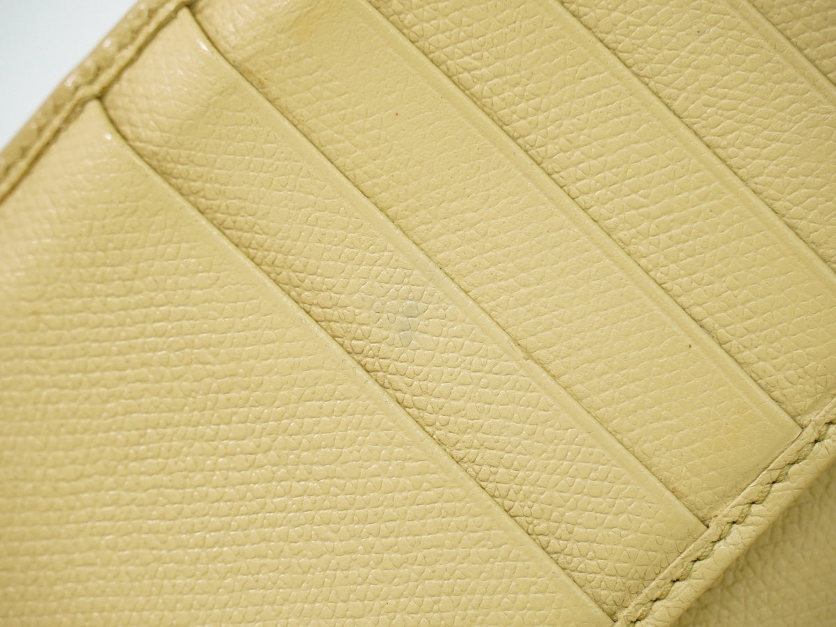 Chanel Cc Bifold Wallet Leather Beige Leather Wallets Accessory (Pre-Owned)