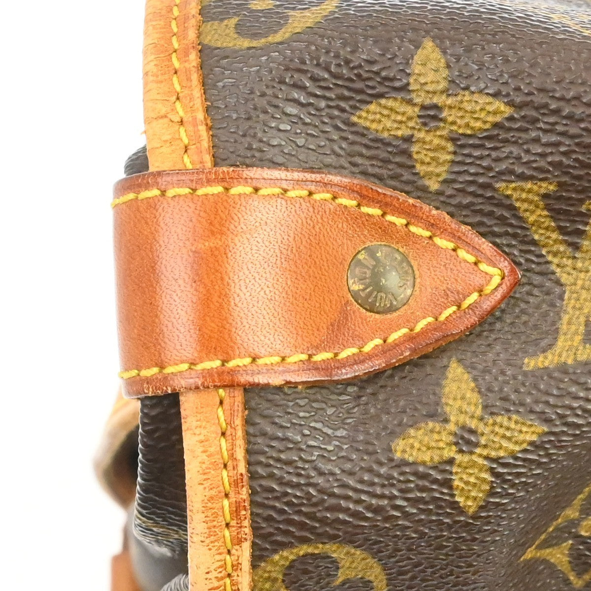 Louis Vuitton Saumur Monogram Brown Canvas Shoulder Bag Bag (Pre-Owned)