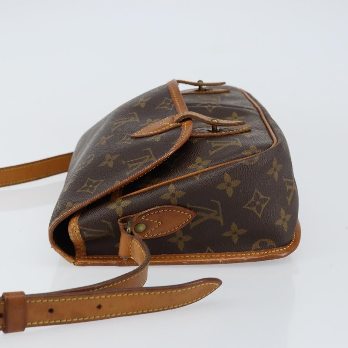 Louis Vuitton Sac Gibeciere Messenger Monogram Canvas Brown Canvas Shoulder Bag Bag (Pre-Owned)