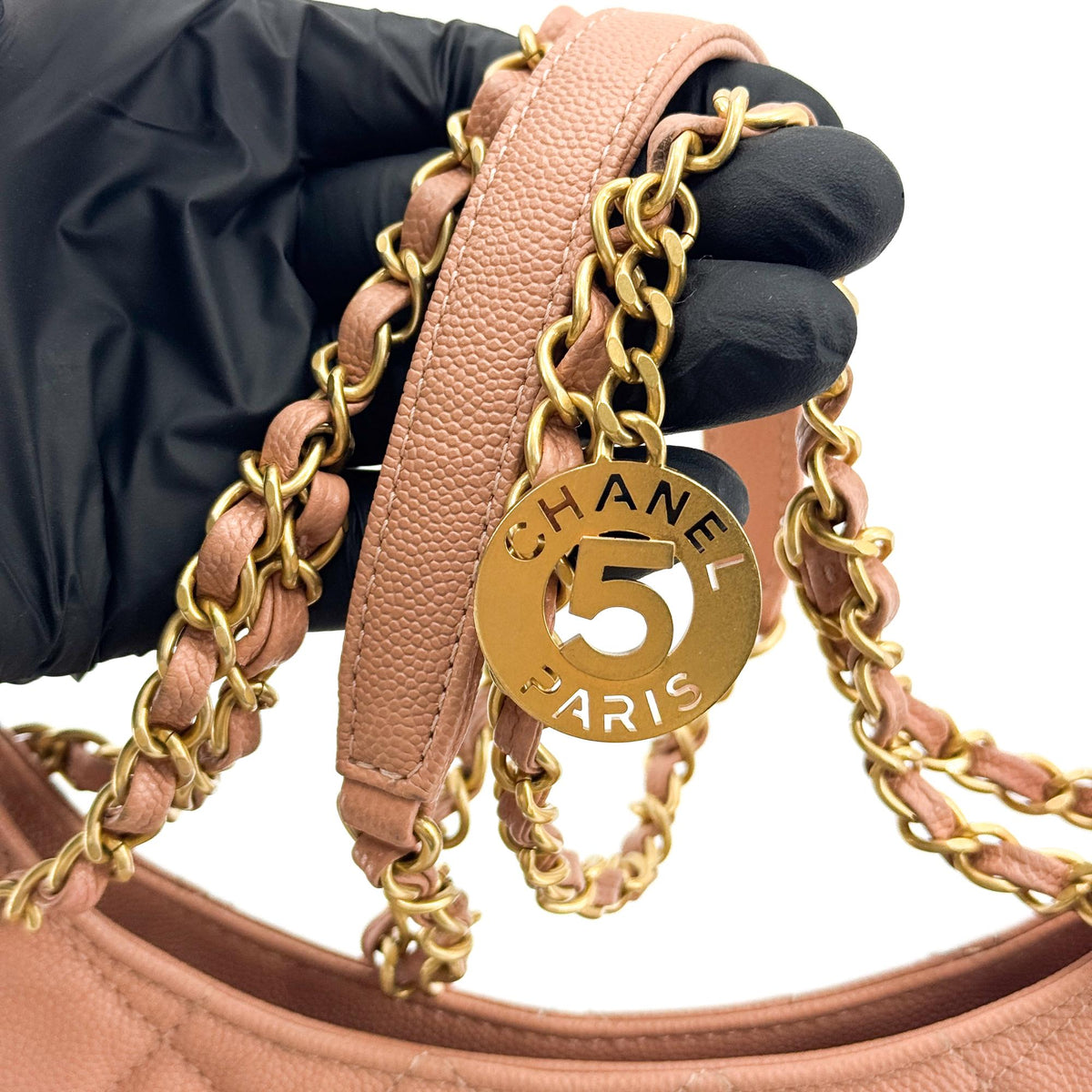Chanel Wavy Cc Hobo Quilted Caviar Brown Leather Shoulder Bag Bag (Pre-Owned)