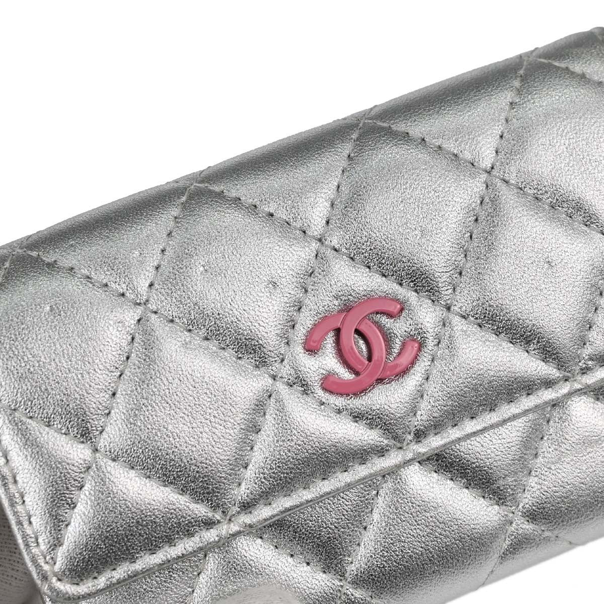 Chanel Cc Flap Card Case Quilted Lambskin Silver Leather Card Holders Accessory (Pre-Owned)